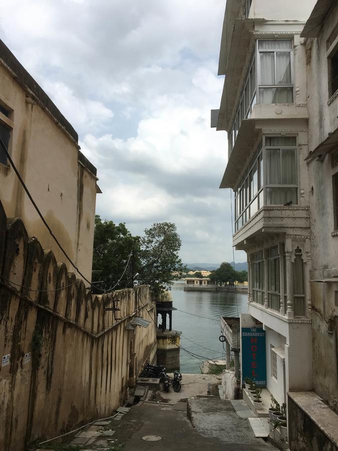 The Shaharkot By The Lake Hotel Udaipur Exterior photo