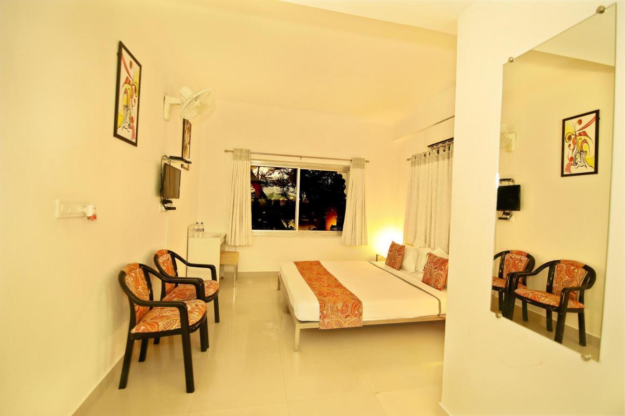 The Shaharkot By The Lake Hotel Udaipur Exterior photo