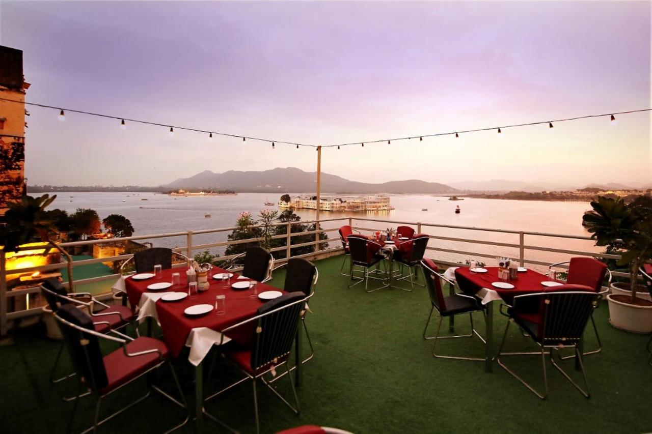 The Shaharkot By The Lake Hotel Udaipur Exterior photo